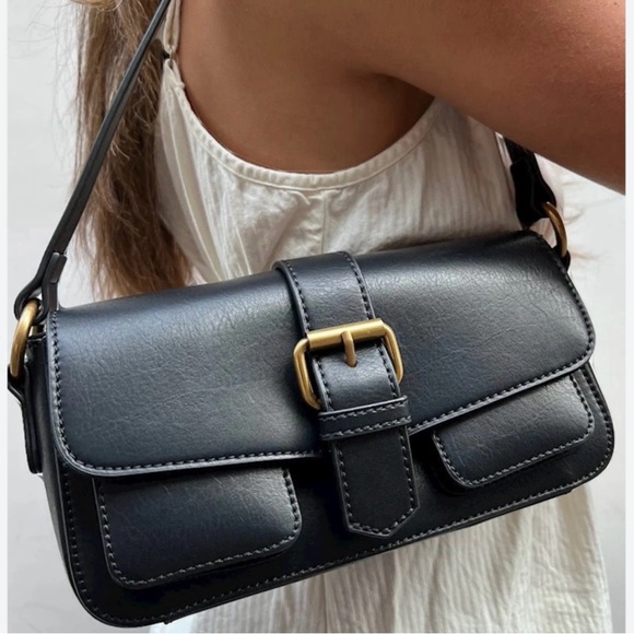 Brandy Melville leather purse - Picture 7 of 7